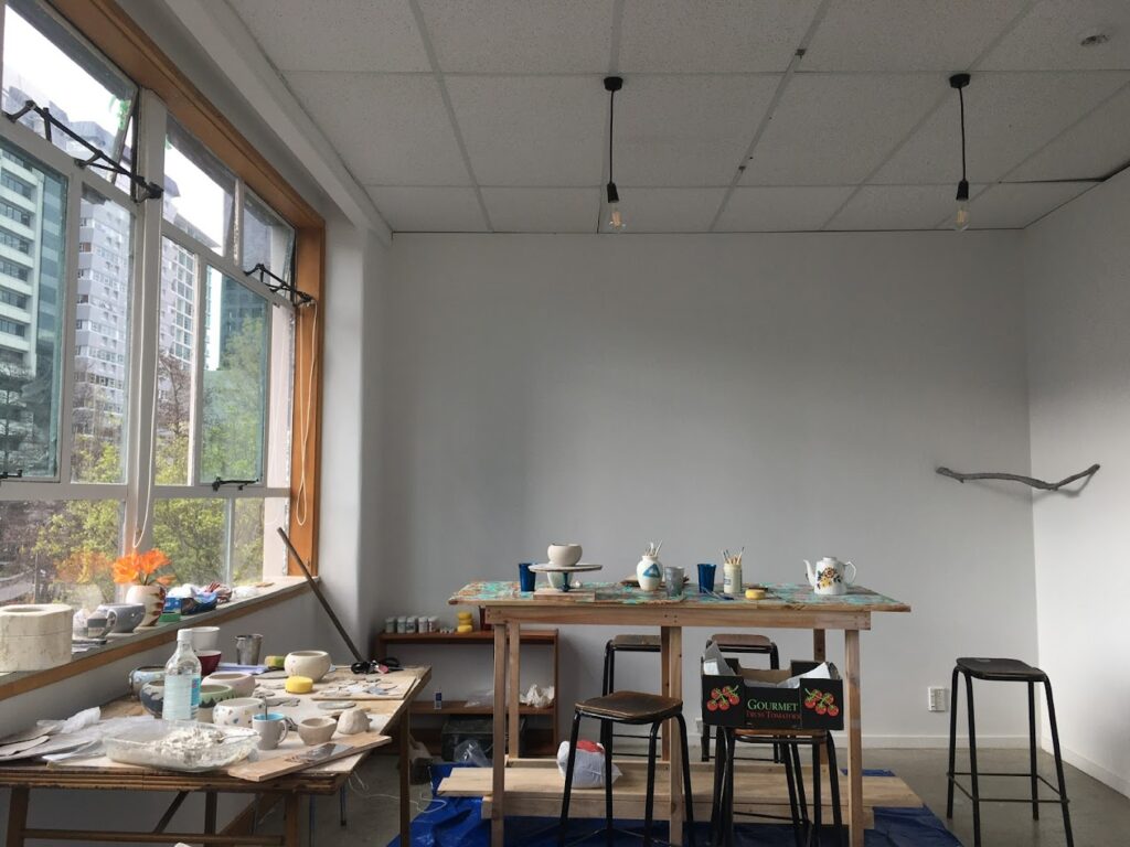 Inner-City-Art-Studio-Classroom-1